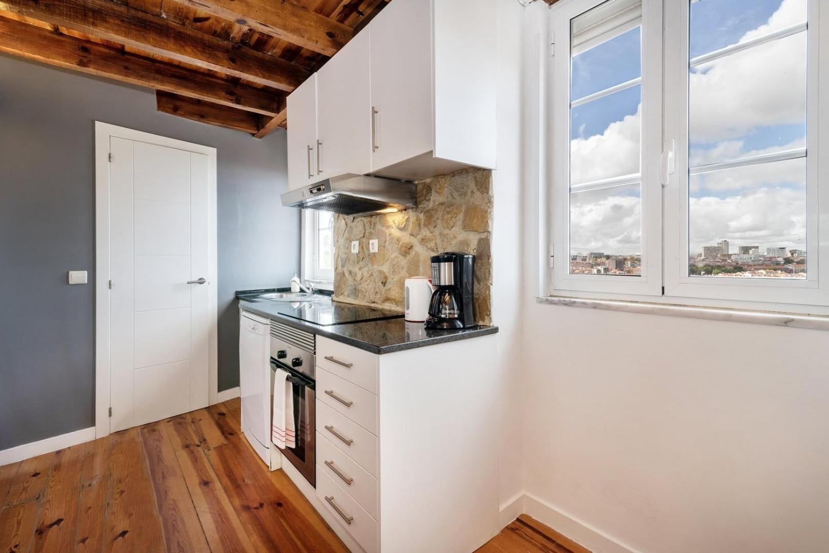 شقة Guestready - Fantastic Rustic Duplex With Terrace Lisboa المظهر الخارجي الصورة
