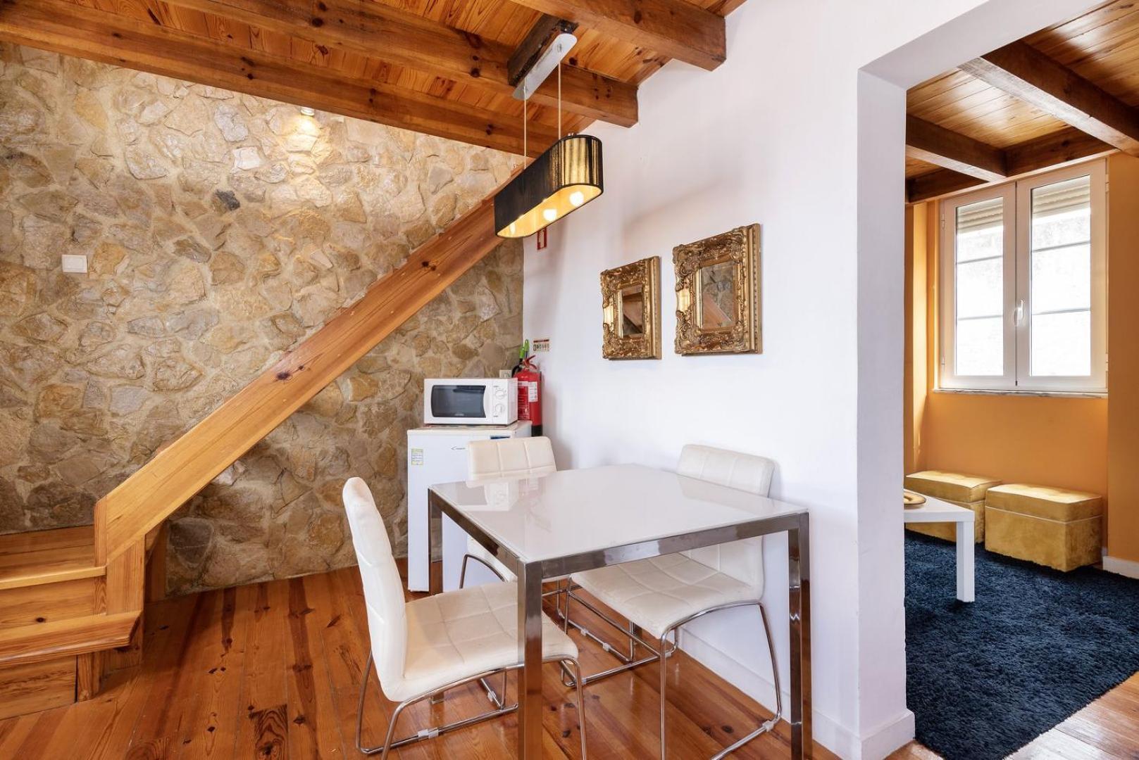 شقة Guestready - Fantastic Rustic Duplex With Terrace Lisboa المظهر الخارجي الصورة